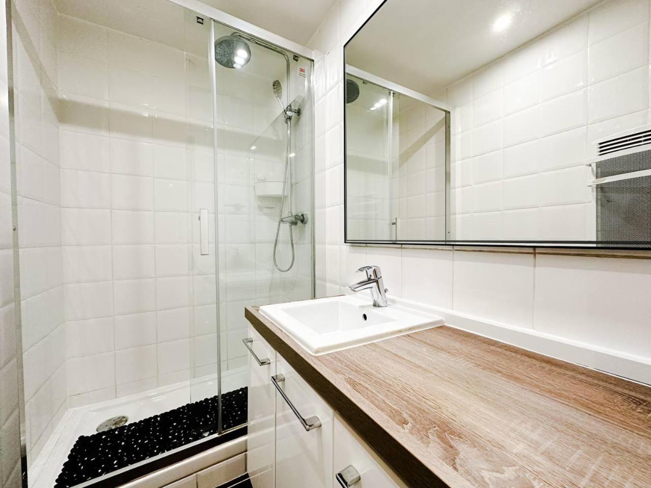 Apartment Colisee Париж Екстер'єр фото